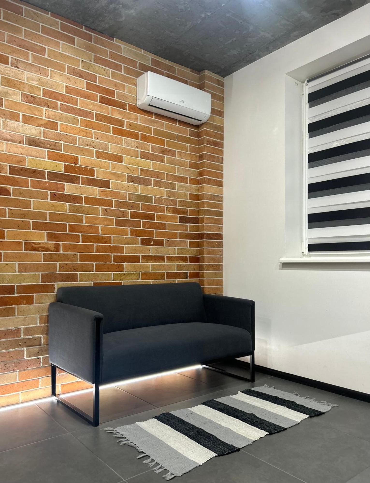 Loft на кониського, центр Apartment